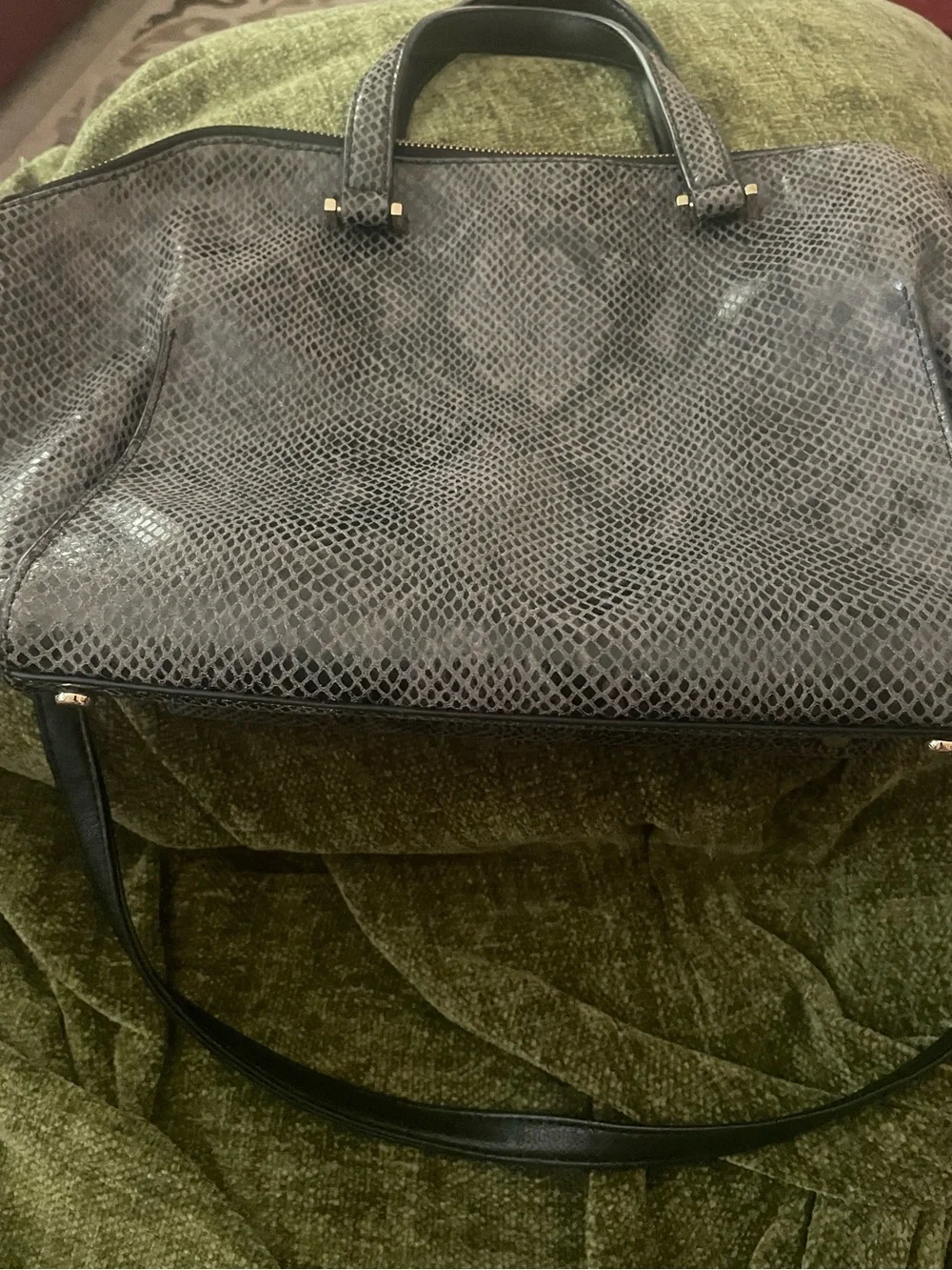 Kate Spade New York Parliament Snake Skin Print purse w Crossbody Strap